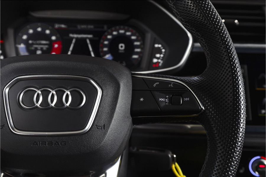 Audi Q3 Sportback 35 TFSI 150 PK S Edition 3xS-Line | S/K-Panodak | Dig. Cockpit | Adapt. Cruise | Stoelverw. | PDC | App. Connect | ECC | LM 20" |