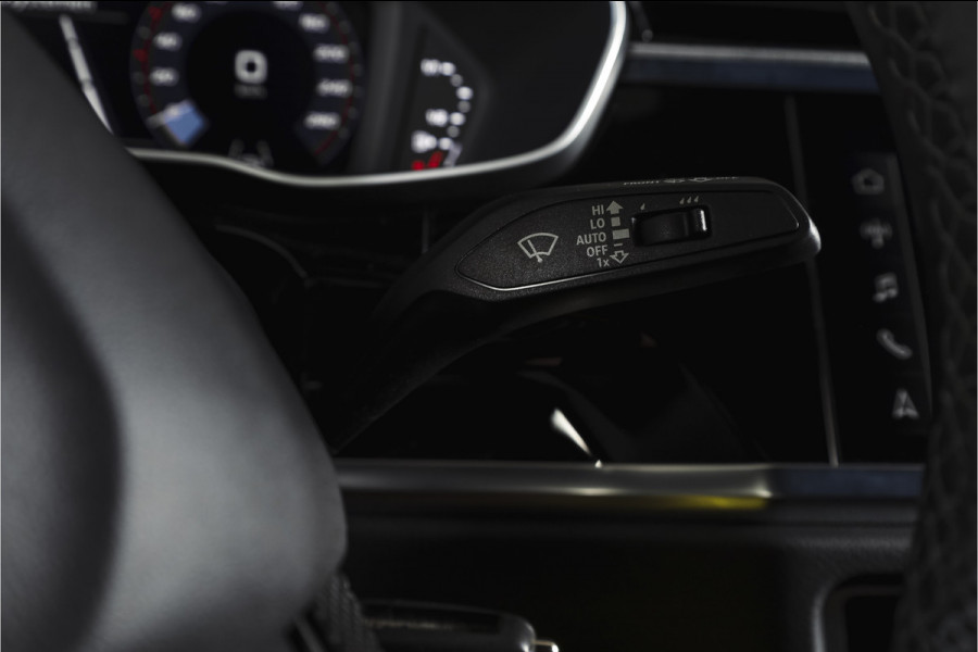 Audi Q3 Sportback 35 TFSI 150 PK S Edition 3xS-Line | S/K-Panodak | Dig. Cockpit | Adapt. Cruise | Stoelverw. | PDC | App. Connect | ECC | LM 20" |