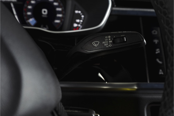 Audi Q3 Sportback 35 TFSI 150 PK S Edition 3xS-Line | S/K-Panodak | Dig. Cockpit | Adapt. Cruise | Stoelverw. | PDC | App. Connect | ECC | LM 20" |