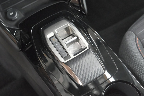 Peugeot e-208 EV Active Pack 50 kWh | 96,8% SOH | Navigatie | Parkeersensoren | Stoelverwarming