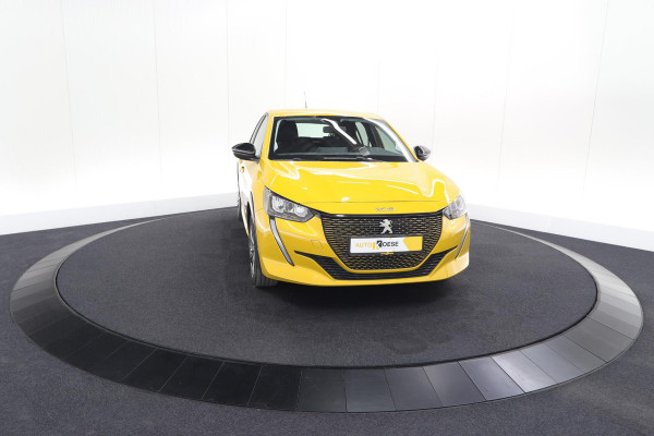 Peugeot e-208 EV Active Pack 50 kWh | 96,8% SOH | Navigatie | Parkeersensoren | Stoelverwarming