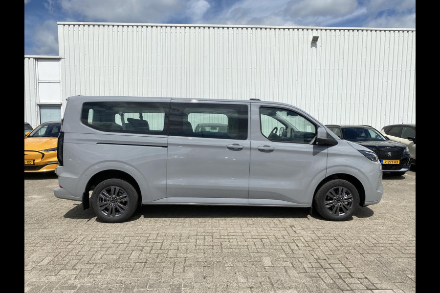Ford Transit Custom 340 2.5 PHEV L2H1 Limited 233pk | Kombi | Incl. BTW/BPM | Dubbele zijschuifdeur | Privacy Glass | Inklapbare trekhaak | Verwarmbare bijrijdersbank | 17 inch lichtmetalen velgen | Driver Assistance Pack Premium | Verwarmbaar stuurwiel