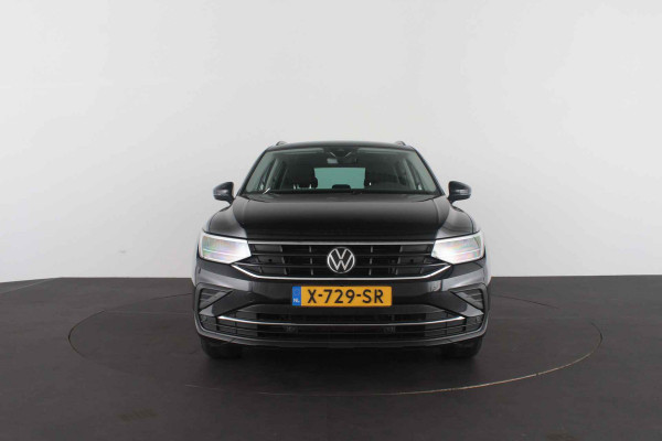 Volkswagen Tiguan 1.5 TSI Life > 150pk automaat/Winterpakket/Apple CarPlay, Android Auto