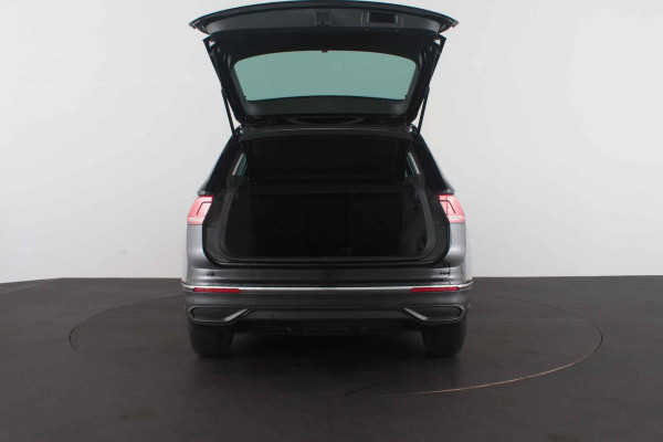 Volkswagen Tiguan 1.5 TSI Life > 150pk automaat/Winterpakket/Apple CarPlay, Android Auto