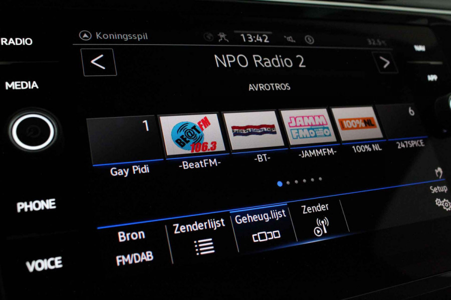 Volkswagen Tiguan 1.5 TSI Life > 150pk automaat/Winterpakket/Apple CarPlay, Android Auto