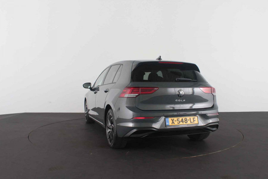 Volkswagen Golf 1.5 TSI Life Business > Dolphin Grey/Trekhaak/Camera/Winterpakket/Keyless/17inch...