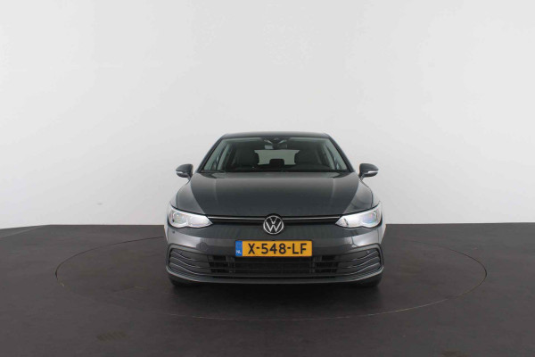 Volkswagen Golf 1.5 TSI Life Business > Dolphin Grey/Trekhaak/Camera/Winterpakket/Keyless/17inch...