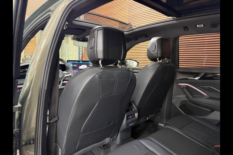 Volkswagen Tiguan EHybrid R-Line Black Edition | Fabrieksgarantie tot 2030 | VOL! | 272PK | IQ.Light | H/K Sound | Trekhaak |Leder