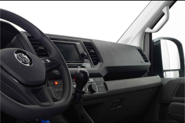 Volkswagen Crafter 35t 2.0 TDI L3H2 > BPM vrij!\Camera/cruise control/Apple Carplay/Android Auto/parkeersensor voor en achter Lease ook mogelijk!