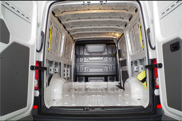 Volkswagen Crafter 35t 2.0 TDI L3H2 > BPM vrij!\Camera/cruise control/Apple Carplay/Android Auto/parkeersensor voor en achter Lease ook mogelijk!