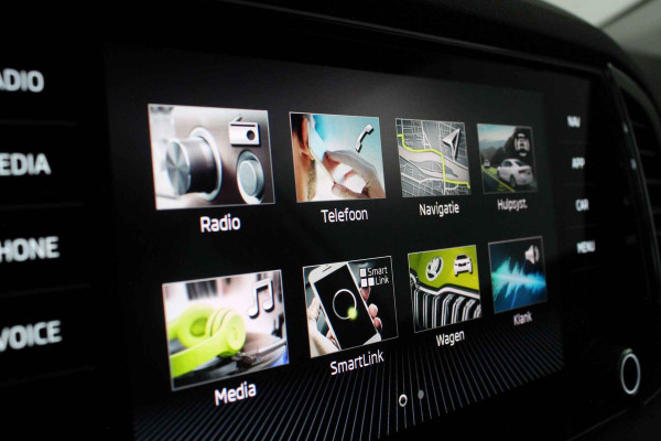 Škoda Karoq 1.0 TSI Business Edition > Camera/Navi/Comfort-pakket/keyless...