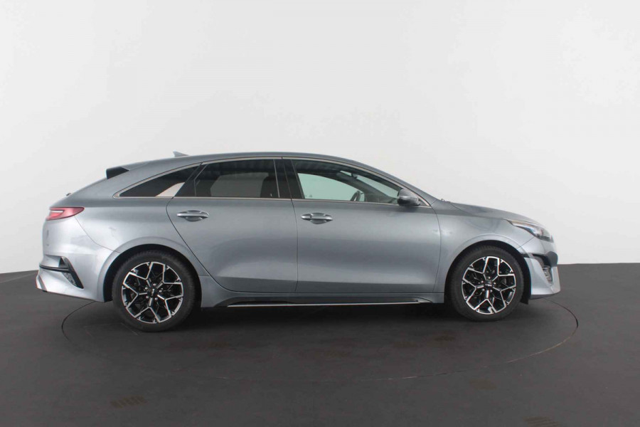 Kia ProCeed 1.5 T-GDi GT-Line 160pk Trekhaak afneembaar/All season banden/Camera