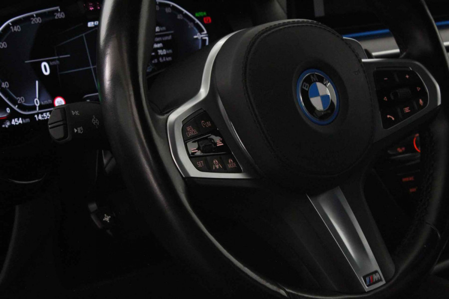 BMW 5 Serie Touring 530e xDrive High Executive M Sport > Shadow-Line/20inch/Driving Assistant Professional