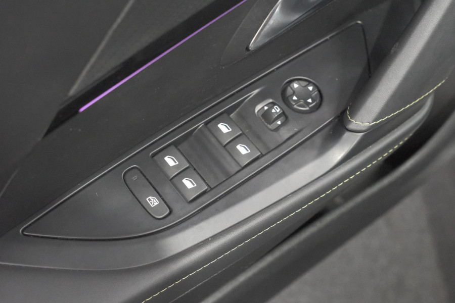 Peugeot e-208 EV GT 54 kWh | 95,7% SOH | 11 KW Lader | 360 Camera | Alcantara Pakket | Navigatie