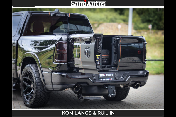 Dodge Ram LIMITED SPORT H.O 540HP 706Nm | Massage + Full Option | De Meest Luxe en Volle Pick-Up in zijn Klasse | Comfortabele Dubbele Cabine met Royale 5 Zitplaatsen | BPM vrij | Nu Leverbaar uit Voorraad | Voorraad Nr 2355 - 5149 | De specialist in Amerikaanse pick‑ups in Nederland en Europa.