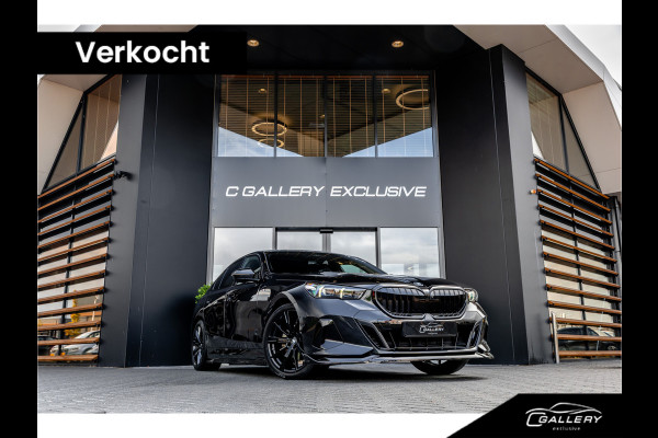 BMW 5 Serie 530e M Sport Edition - Maxton Bodykit | Panorama | H&K | Stoelkoeling | Memory