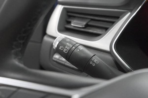Renault Captur 1.6 Plug-in Hybrid 160 Intens | Camera | 9.3 Inch Groot Scherm | Navigatie