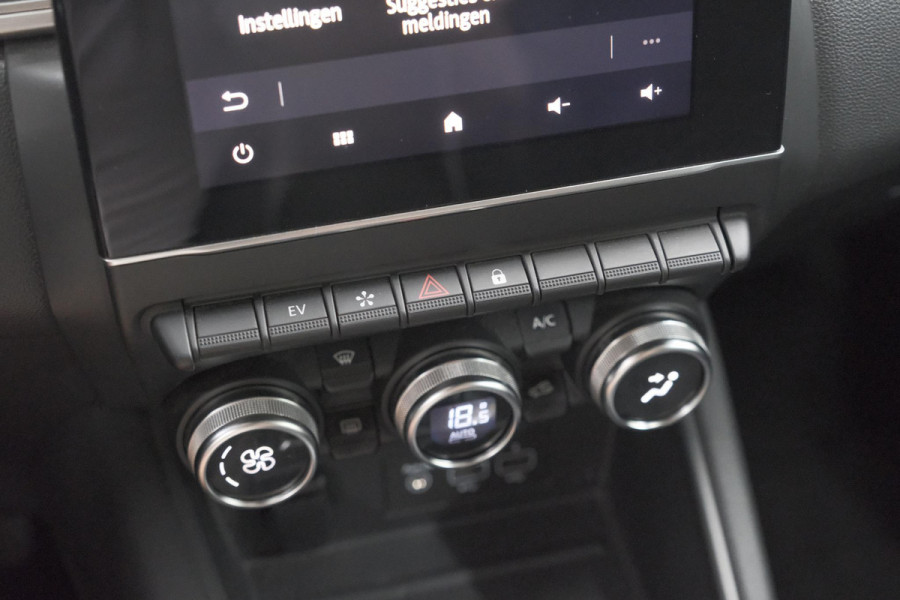Renault Captur 1.6 Plug-in Hybrid 160 Intens | Camera | 9.3 Inch Groot Scherm | Navigatie