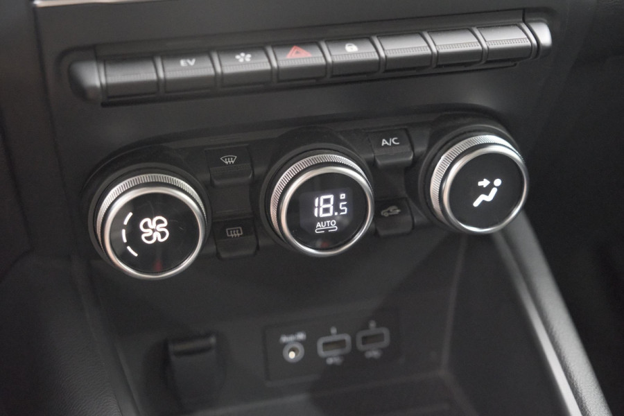 Renault Captur 1.6 Plug-in Hybrid 160 Intens | Camera | 9.3 Inch Groot Scherm | Navigatie