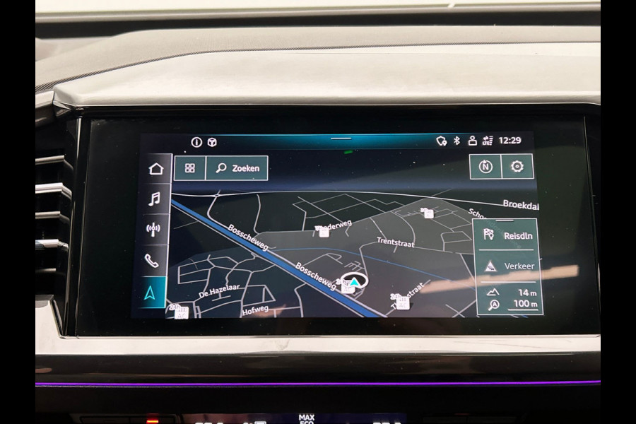 Audi Q4 e-tron 40 77 kWH I S-Line / interieur | Pano/dak I Zwart/optiek I Sonos I Adapt.cruise/control I Stoel/ Stuurverw I Camera