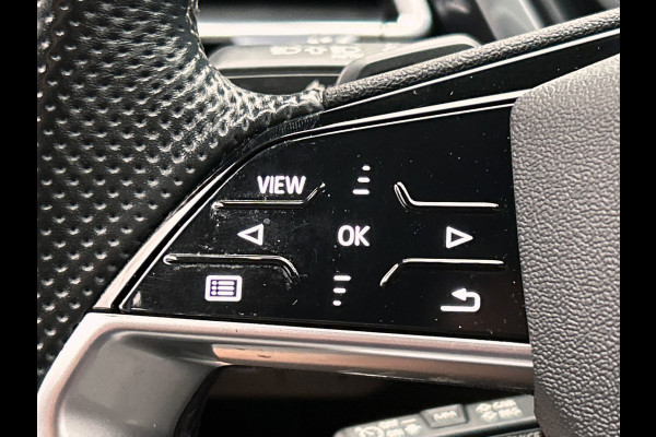 Audi Q4 e-tron 40 77 kWH I S-Line / interieur | Pano/dak I Zwart/optiek I Sonos I Adapt.cruise/control I Stoel/ Stuurverw I Camera