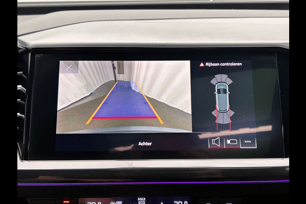 Audi Q4 e-tron 40 77 kWH I S-Line / interieur | Pano/dak I Zwart/optiek I Sonos I Adapt.cruise/control I Stoel/ Stuurverw I Camera