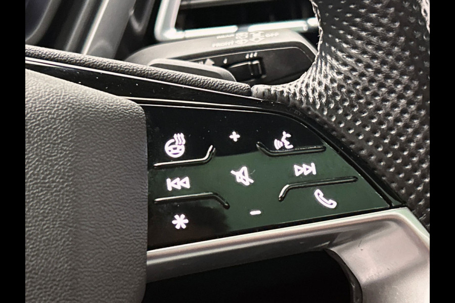Audi Q4 e-tron 40 77 kWH I S-Line / interieur | Pano/dak I Zwart/optiek I Sonos I Adapt.cruise/control I Stoel/ Stuurverw I Camera