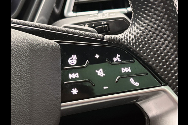 Audi Q4 e-tron 40 77 kWH I S-Line / interieur | Pano/dak I Zwart/optiek I Sonos I Adapt.cruise/control I Stoel/ Stuurverw I Camera