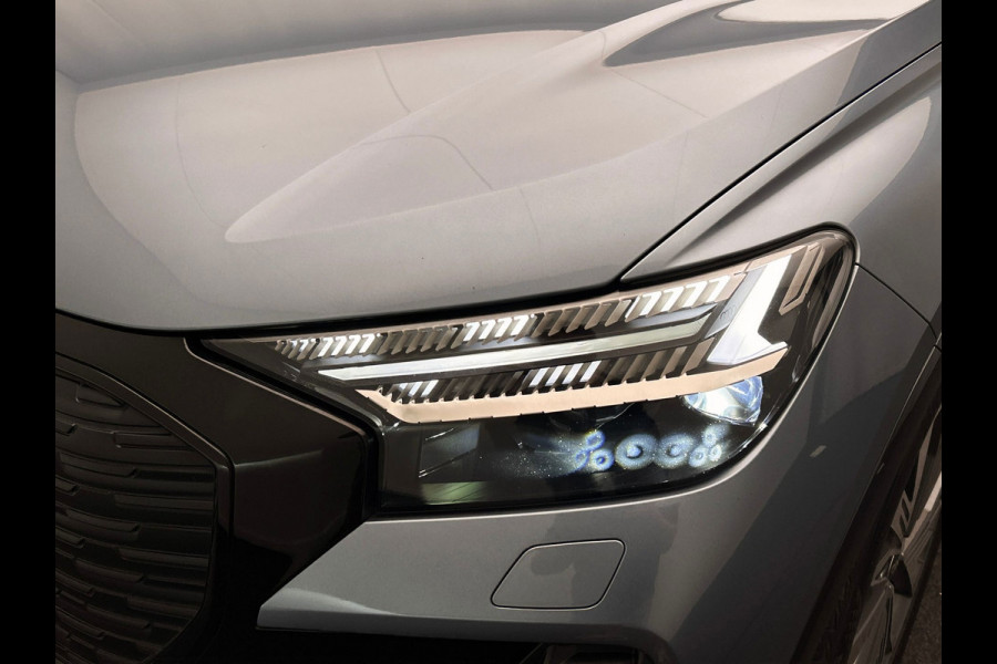 Audi Q4 e-tron 40 77 kWH I S-Line / interieur | Pano/dak I Zwart/optiek I Sonos I Adapt.cruise/control I Stoel/ Stuurverw I Camera