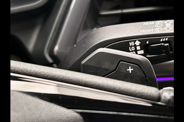 Audi Q4 e-tron 40 77 kWH I S-Line / interieur | Pano/dak I Zwart/optiek I Sonos I Adapt.cruise/control I Stoel/ Stuurverw I Camera