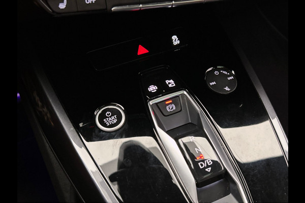 Audi Q4 e-tron 40 77 kWH I S-Line / interieur | Pano/dak I Zwart/optiek I Sonos I Adapt.cruise/control I Stoel/ Stuurverw I Camera