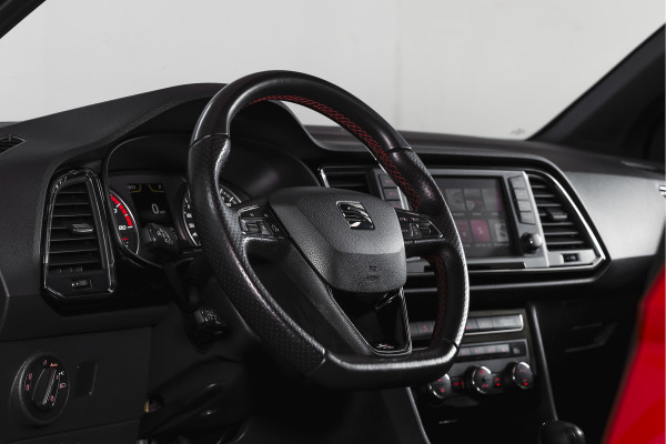 Seat Ateca 1.4 EcoTSI 150 PK FR - Automaat Orig. NL | S/K-Panodak | Adapt. Cruise | Stoel-+Voorruitverw. | 360 Camera | Seat Sound | NAV+App. Connect | ECC | Elek. Klep | Trekhaak | LM 19" |