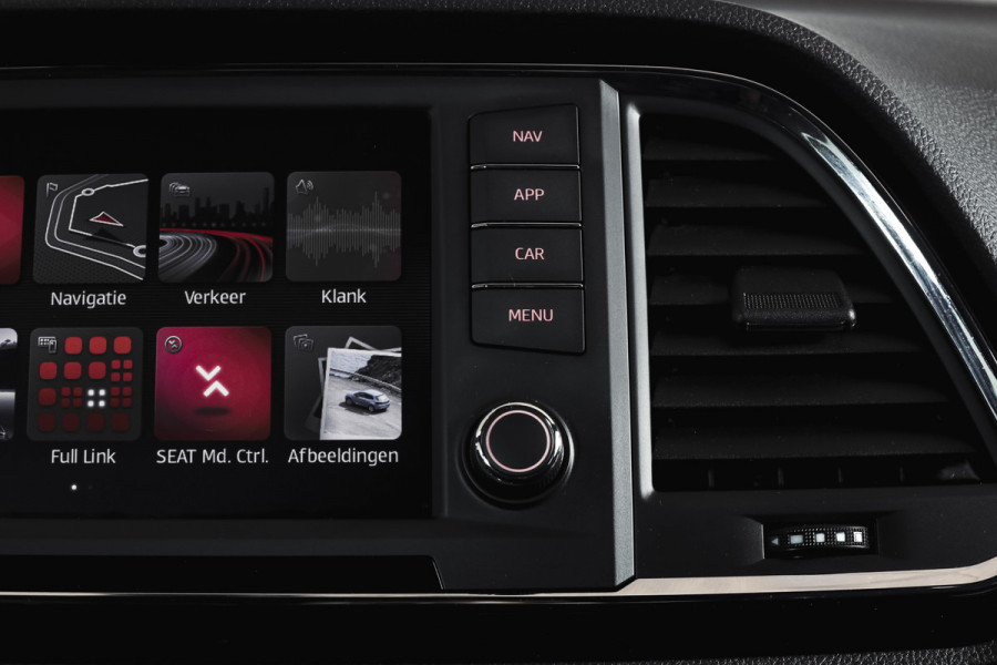 Seat Ateca 1.4 EcoTSI 150 PK FR - Automaat Orig. NL | S/K-Panodak | Adapt. Cruise | Stoel-+Voorruitverw. | 360 Camera | Seat Sound | NAV+App. Connect | ECC | Elek. Klep | Trekhaak | LM 19" |