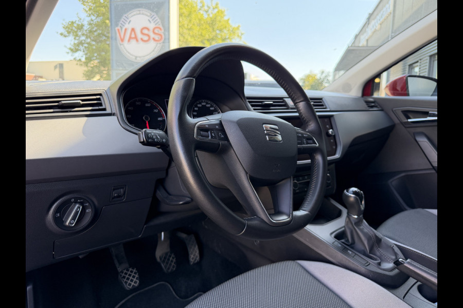 Seat Ibiza BWJ 2021 | 1.0TSI 96PK Intense | NAVI | CLIMA | CARPLAY | CAMERA A | DONKER GLAS | PDC 2X | CRUISE |