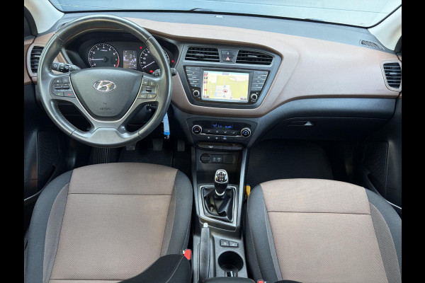 Hyundai i20 1.0 T-GDI Comfort 2e Eigenaar l Trekhaak l Navi l Camera l Carplay l Clima l Cruise l Rijstrooksensor l Pdc l N.A.P l Apk tot 05-2027