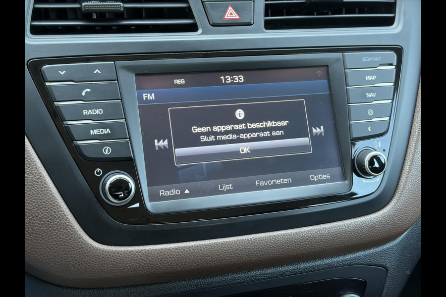 Hyundai i20 1.0 T-GDI Comfort 2e Eigenaar l Trekhaak l Navi l Camera l Carplay l Clima l Cruise l Rijstrooksensor l Pdc l N.A.P l Apk tot 05-2027