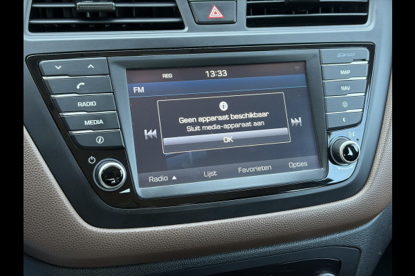 Hyundai i20 1.0 T-GDI Comfort 2e Eigenaar l Trekhaak l Navi l Camera l Carplay l Clima l Cruise l Rijstrooksensor l Pdc l N.A.P l Apk tot 05-2027