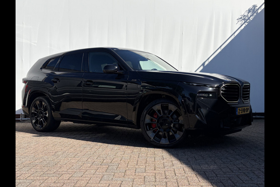 BMW XM PHEV 30 kWh Driving Assistant Professional B&W HUD Massage 360° Elek.Trekhaak Orig.NL BOMVOL!
