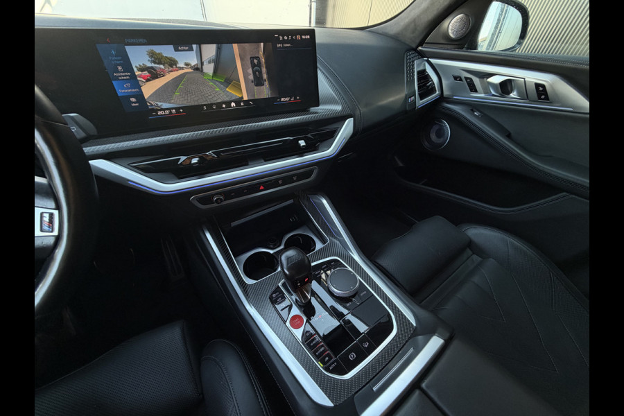 BMW XM PHEV 30 kWh Driving Assistant Professional B&W HUD Massage 360° Elek.Trekhaak Orig.NL BOMVOL!