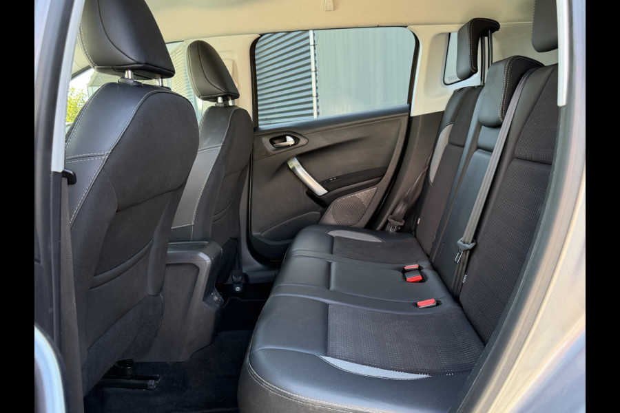 Peugeot 2008 BWJ 2019 | 1.2T 131PK GT-Line | TREKHAAK | LEDER/STOF | STOELVERW | CLIMA | NAVI | PDC | SPORTSTOELEN |