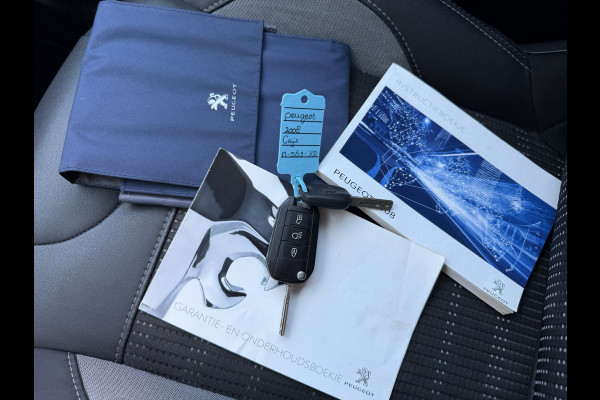 Peugeot 2008 BWJ 2019 | 1.2T 131PK GT-Line | TREKHAAK | LEDER/STOF | STOELVERW | CLIMA | NAVI | PDC | SPORTSTOELEN |