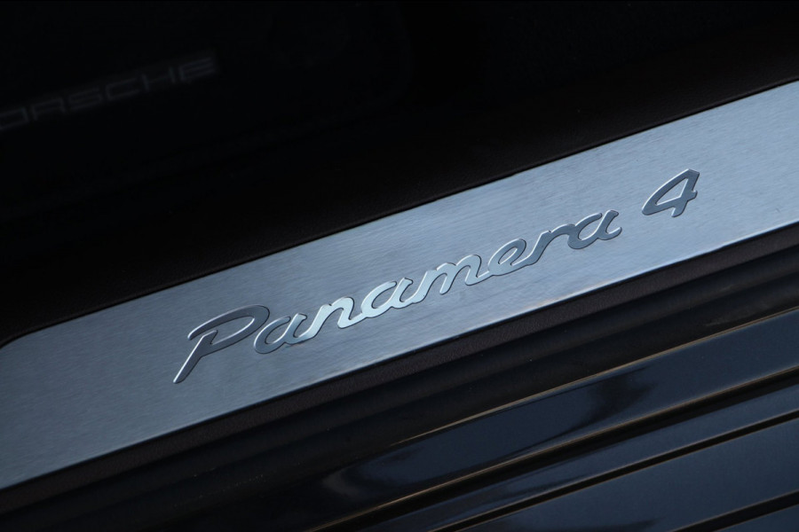 Porsche Panamera Porsche Panamera 2.9 4 E-Hybrid / PANO / BOSE / KEYLESS / VOLCANO GREY / BOVAG
