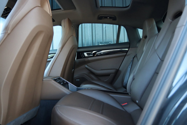 Porsche Panamera Porsche Panamera 2.9 4 E-Hybrid / PANO / BOSE / KEYLESS / VOLCANO GREY / BOVAG