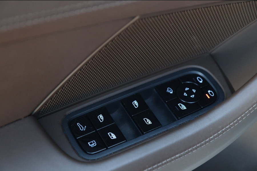 Porsche Panamera Porsche Panamera 2.9 4 E-Hybrid / PANO / BOSE / KEYLESS / VOLCANO GREY / BOVAG