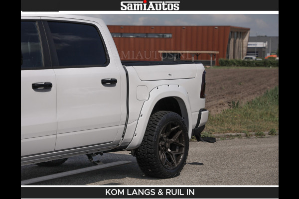 Dodge Ram Limited 540 PK De Meest Luxe en Volle Pick-Up in zijn Klasse | Massage + Full Option | Comfortabele Dubbele Cabine met Royale 5 Zitplaatsen | BPM vrij | Nu Leverbaar uit Voorraad | Voorraad Nr 2351 - 7478 | De specialist in Amerikaanse pick‑ups in Nederland en Europa.