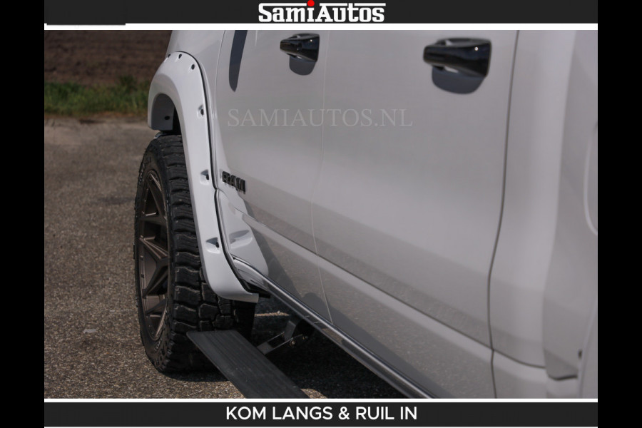 Dodge Ram Limited 540 PK De Meest Luxe en Volle Pick-Up in zijn Klasse | Massage + Full Option | Comfortabele Dubbele Cabine met Royale 5 Zitplaatsen | BPM vrij | Nu Leverbaar uit Voorraad | Voorraad Nr 2351 - 7478 | De specialist in Amerikaanse pick‑ups in Nederland en Europa.