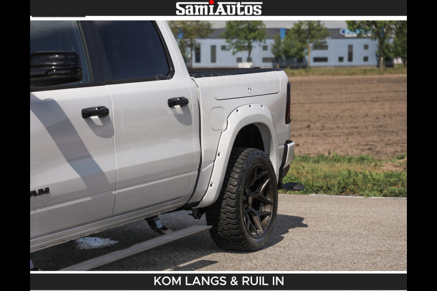 Dodge Ram Limited 540 PK De Meest Luxe en Volle Pick-Up in zijn Klasse | Massage + Full Option | Comfortabele Dubbele Cabine met Royale 5 Zitplaatsen | BPM vrij | Nu Leverbaar uit Voorraad | Voorraad Nr 2351 - 7478 | De specialist in Amerikaanse pick‑ups in Nederland en Europa.