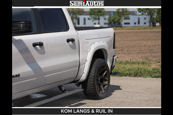 Dodge Ram Limited 540 PK De Meest Luxe en Volle Pick-Up in zijn Klasse | Massage + Full Option | Comfortabele Dubbele Cabine met Royale 5 Zitplaatsen | BPM vrij | Nu Leverbaar uit Voorraad | Voorraad Nr 2351 - 7478 | De specialist in Amerikaanse pick‑ups in Nederland en Europa.