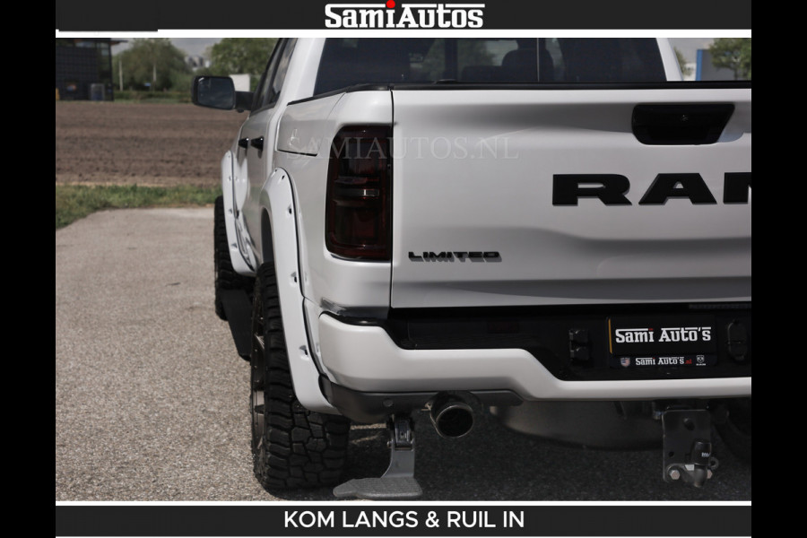 Dodge Ram Limited 540 PK De Meest Luxe en Volle Pick-Up in zijn Klasse | Massage + Full Option | Comfortabele Dubbele Cabine met Royale 5 Zitplaatsen | BPM vrij | Nu Leverbaar uit Voorraad | Voorraad Nr 2351 - 7478 | De specialist in Amerikaanse pick‑ups in Nederland en Europa.