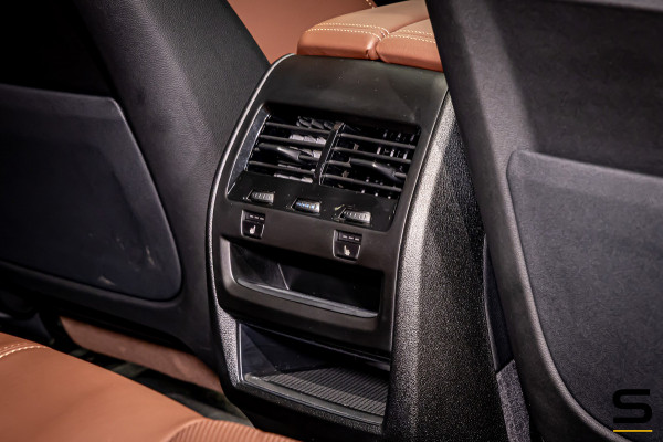 BMW X5 XDrive50e|M-sportPro|H&K|Trekhaak|Fiscaal aantrekkelijk